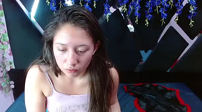 Snapshot of alison_deep chatting on March 22, 2025, 4:58 pm alison deep online show from March 22, 2025, 4:58 pm