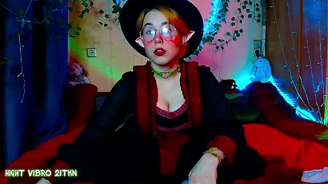 Snapshot of TrickyKitsune chatting on February 16, 2025, 3:16 pm TrickyKitsune online show from February 16, 2025, 3:16 pm