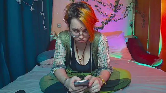 Snapshot of TrickyKitsune chatting on March 20, 2025, 3:14 pm TrickyKitsune online show from March 20, 2025, 3:14 pm