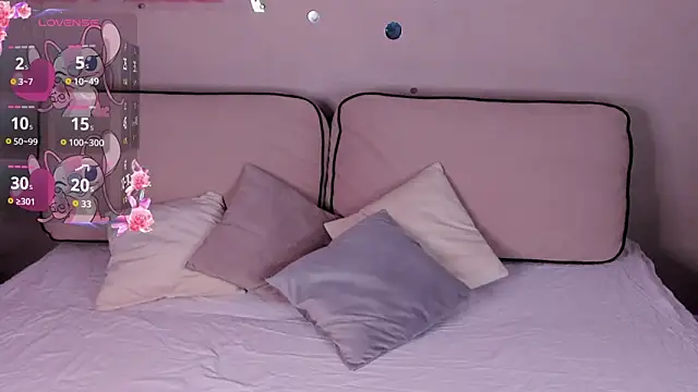 EricaElliott online show from March 19, 2026, 9:42 am