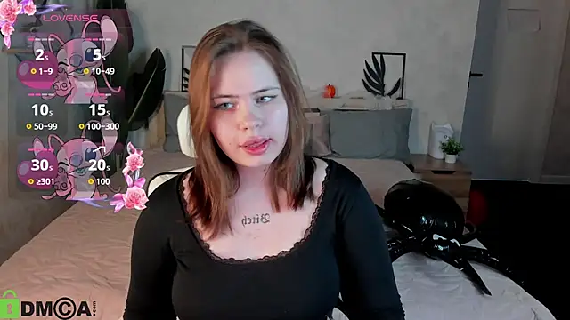 Snapshot of EricaElliott chatting on October 28, 2025, 10:25 am EricaElliott online show from October 28, 2025, 10:25 am