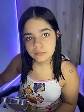 pretty angela1 online show from April 25, 2026, 4:59 am