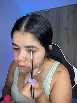 Snapshot of pretty_angela1 chatting on April 1, 2026, 1:08 am pretty angela1 online show from April 1, 2026, 1:08 am