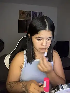 Snapshot of pretty_angela1 chatting on March 11, 2026, 10:59 pm pretty angela1 online show from March 11, 2026, 10:59 pm