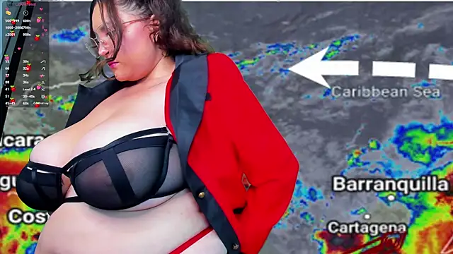 Snapshot of LunaPleasure chatting on November 16, 2025, 6:07 am LunaPleasure online show from November 16, 2025, 6:07 am