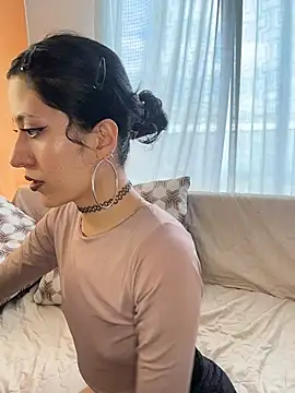 indira k online show from November 25, 2025, 3:01 pm