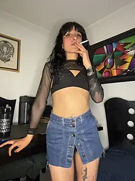 Snapshot of indira_k chatting on June 13, 2026, 1:36 am indira k online show from June 13, 2026, 1:36 am
