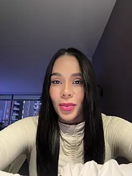 Snapshot of Karol_Towers chatting on March 14, 2025, 11:22 pm Karol Towers online show from March 14, 2025, 11:22 pm