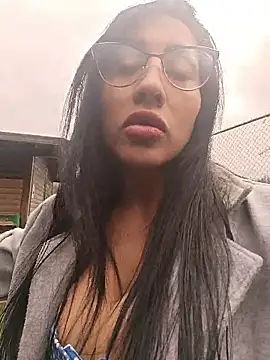 Isabellitasexi38 online show from January 13, 2026, 2:10 pm