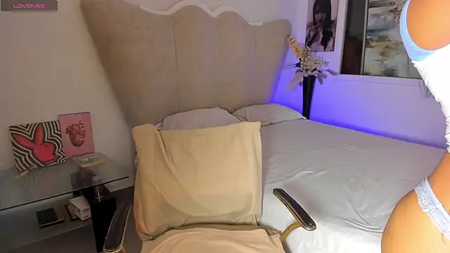 Snapshot of rachaeldeckard__ chatting on April 25, 2026, 3:53 am rachaeldeckard online show from April 25, 2026, 3:53 am