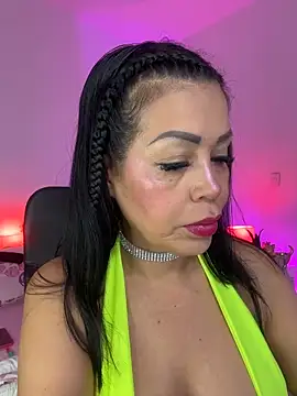 KarolRubi1 online show from May 28, 2026, 10:04 pm