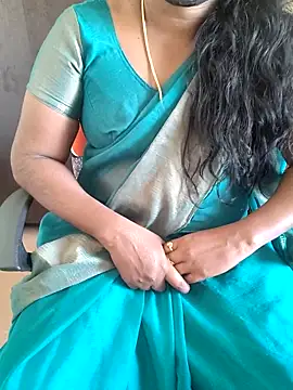 Snapshot of Tamil_roja69 chatting on February 12, 2026, 5:51 am Tamil roja69 online show from February 12, 2026, 5:51 am