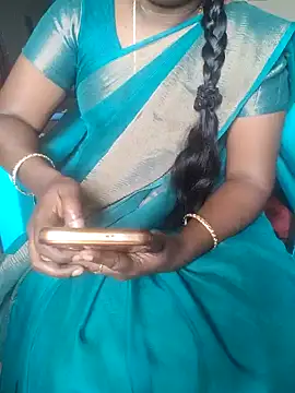 Snapshot of Tamil_roja69 chatting on January 22, 2025, 5:26 am Tamil roja69 online show from January 22, 2025, 5:26 am