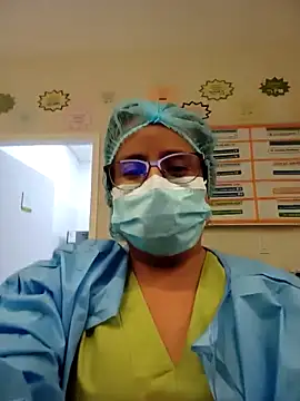 Snapshot of Mariakell chatting on January 6, 2025, 6:14 am Mariakell online show from January 6, 2025, 6:14 am