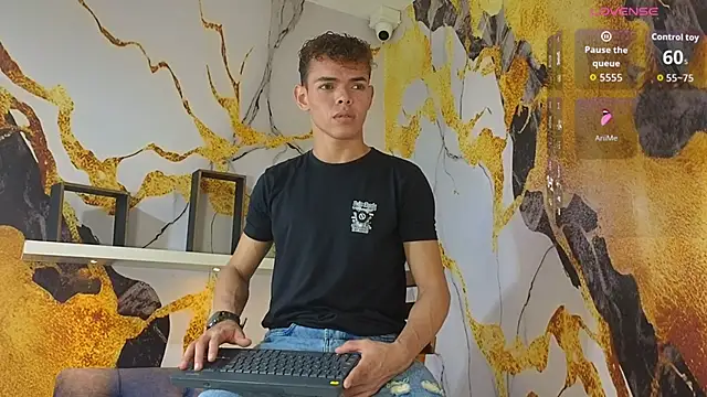 Nijinsky LatinBoy online show from January 19, 2026, 2:37 am