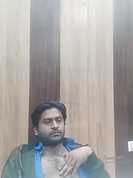 Snapshot of indihotguy chatting on February 17, 2025, 10:40 am indihotguy online show from February 17, 2025, 10:40 am