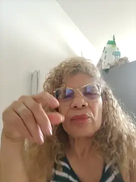 Snapshot of indiraa-channell chatting on February 25, 2025, 3:31 pm indiraa-channell online show from February 25, 2025, 3:31 pm