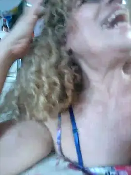 Snapshot of indiraa-channell chatting on October 27, 2025, 5:14 pm indiraa-channell online show from October 27, 2025, 5:14 pm