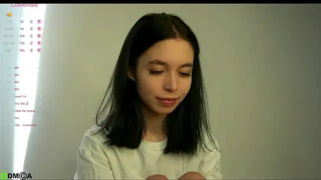 Snapshot of LittleOriana chatting on February 14, 2026, 11:10 am LittleOriana online show from February 14, 2026, 11:10 am