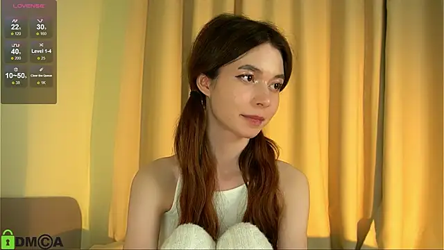 Snapshot of LittleOriana chatting on February 12, 2025, 11:51 pm LittleOriana online show from February 12, 2025, 11:51 pm