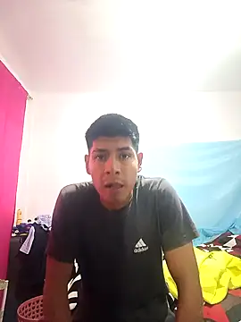 Snapshot of elmazitogrande chatting on January 3, 2025, 10:40 pm elmazitogrande online show from January 3, 2025, 10:40 pm