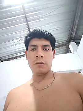 Snapshot of elmazitogrande chatting on December 28, 2024, 2:43 am elmazitogrande online show from December 28, 2024, 2:43 am