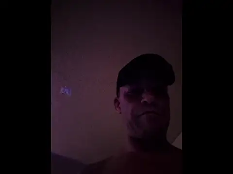 Snapshot of hotemberly_jake chatting on June 27, 2026, 12:22 pm hotemberly jake online show from June 27, 2026, 12:22 pm