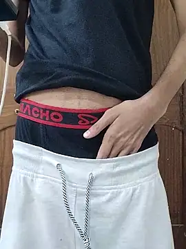 fakelove95 online show from October 30, 2025, 8:50 pm