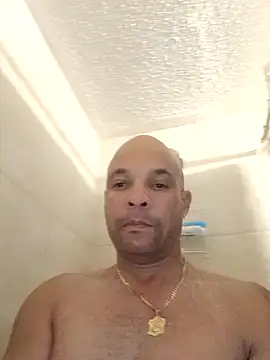 3patica online show from February 5, 2025, 1:04 am