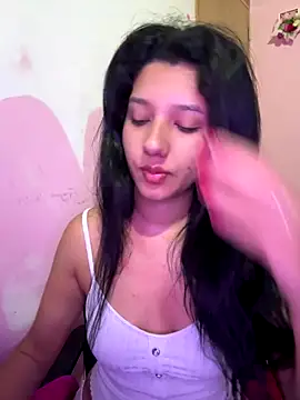 emmariders2 online show from November 13, 2025, 9:24 am