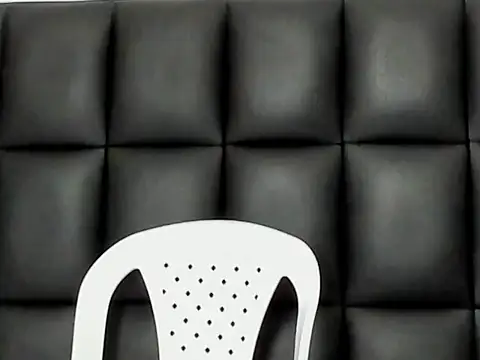 Snapshot of benjamincol chatting on March 5, 2026, 5:53 pm benjamincol online show from March 5, 2026, 5:53 pm