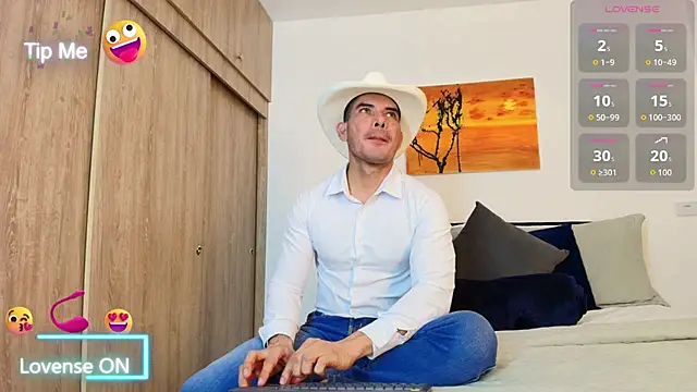 Andrewstelle coleman online show from November 3, 2025, 8:56 pm