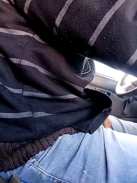 chinoxxx online show from October 21, 2025, 1:54 pm