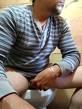 chinoxxx online show from December 3, 2025, 10:53 pm