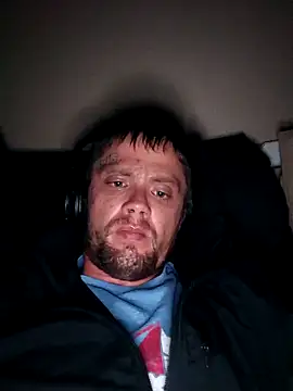 Snapshot of Tykessler34 chatting on October 20, 2025, 12:24 am Tykessler34 online show from October 20, 2025, 12:24 am