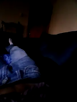 Snapshot of Tykessler34 chatting on October 20, 2025, 2:28 pm Tykessler34 online show from October 20, 2025, 2:28 pm