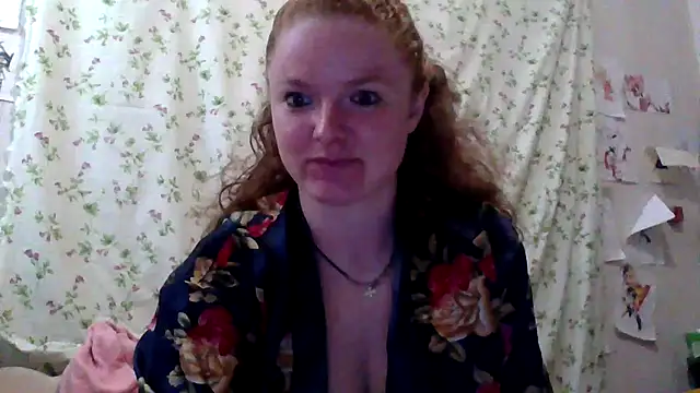 Snapshot of Rae_Jeannie chatting on April 25, 2026, 7:22 am Rae Jeannie online show from April 25, 2026, 7:22 am