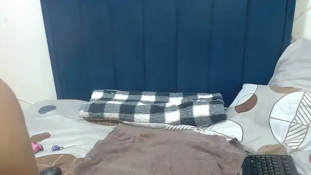 Snapshot of Perkyhottitz chatting on March 11, 2025, 6:41 am Perkyhottitz online show from March 11, 2025, 6:41 am