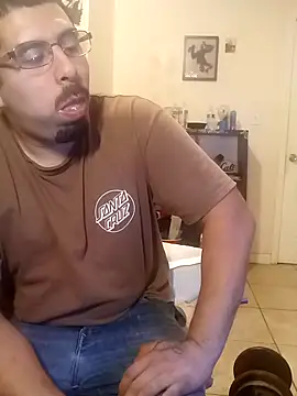 k1oudE online show from December 19, 2025, 11:51 pm