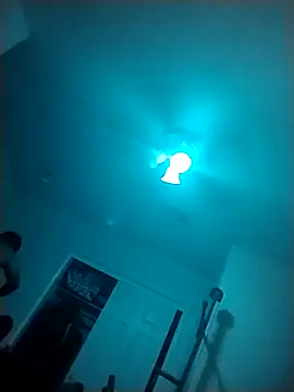 Snapshot of k1oudE chatting on March 30, 2026, 8:38 am k1oudE online show from March 30, 2026, 8:38 am