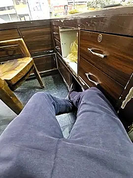 pyasevickybabu563 online show from November 19, 2025, 11:10 am