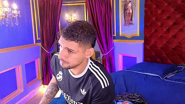 Snapshot of MarcoVitto chatting on September 12, 2025, 3:28 am MarcoVitto online show from September 12, 2025, 3:28 am