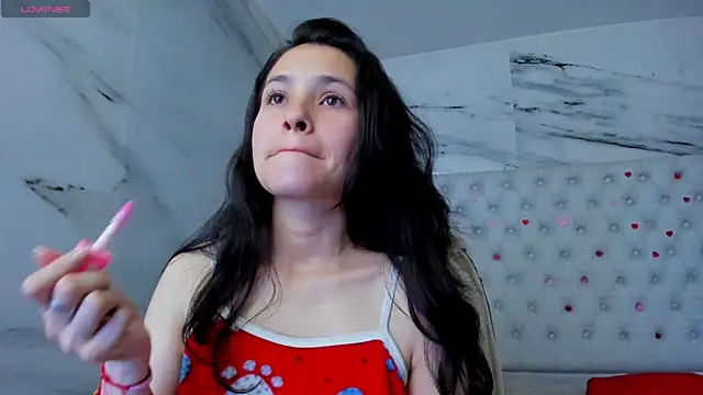 Snapshot of arissha_lee chatting on June 19, 2026, 2:28 am arissha lee online show from June 19, 2026, 2:28 am