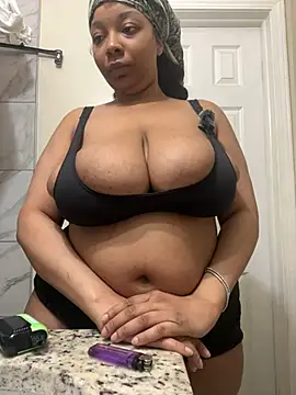 beyondbeautiful96 online show from February 1, 2025, 6:21 am
