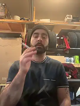 Faded-Solo online show from May 28, 2026, 2:08 am