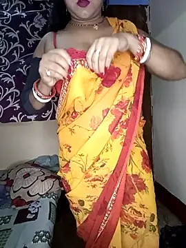 Snapshot of Hot_muskaan chatting on October 16, 2025, 4:37 pm Hot muskaan online show from October 16, 2025, 4:37 pm