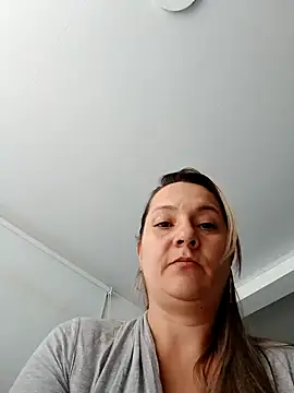 marcebernal online show from January 3, 2025, 8:32 pm