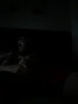 Snapshot of tcadle1824 chatting on March 31, 2026, 2:02 am tcadle1824 online show from March 31, 2026, 2:02 am