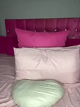 naughtiest baddy online show from March 23, 2026, 8:41 pm