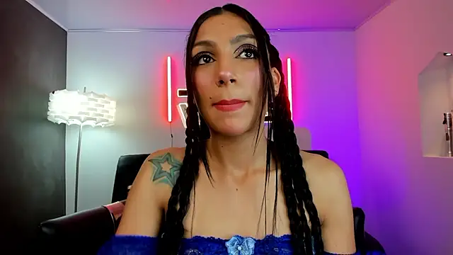 Snapshot of miss___evangeline chatting on February 5, 2026, 2:07 am miss evangeline online show from February 5, 2026, 2:07 am